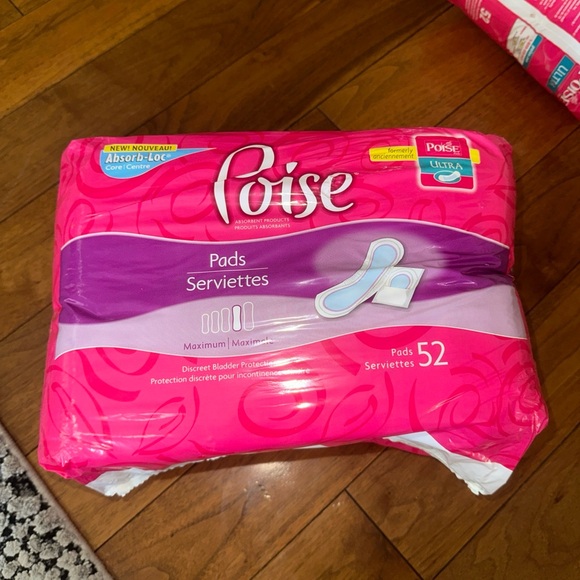 Poise Pads 42ct Maximum Absorbency 2006 Sealed NOS Absorb-Loc - Picture 5 of 5